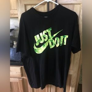 Nike Just Do It T-shirt XXL Black Green